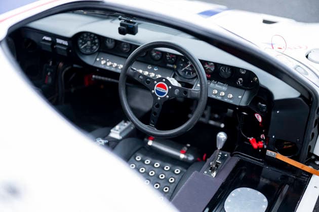 Exclusive Ford GT 40 C Lelouch and F Allain Vintage Mecanic celebrate the 60th anniversary of the filming of Un homme et une femme at the Autodrome de Linas Montlhéry, December 11, 2025 If the film won the Palme dor at the Cannes Film Festival in 1966, the Oscar for Best Foreign Film in 1967 and for Best Original Screenplay, one of the films mythical elements is the Ford Mustang 145 In wanting to tell a love story like there is in life, and not like there is in cinema, in Claude Lelouchs own words, the director made cinema history with actors J L Trintignant and A Aimée With a budget of 470,000 francs and shot in black and white, the film magnifies the town of Deauville, making the Normandy seaside resort as legendary as this world-famous  Copyright: xPierrexPerusseaux xBestimagexPierrexPerusseaux xBestimagex