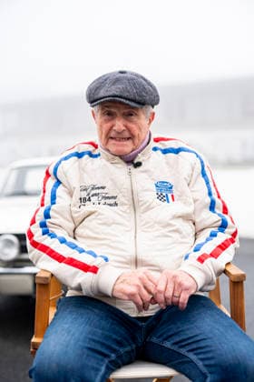 Exclusive Claude Lelouch C Lelouch and F Allain Vintage Mecanic celebrate the 60th anniversary of the filming of Un homme et une femme at the Linas Montlhéry Autodrome, December 11, 2025 If the film won the Palme dor at the Cannes Film Festival in 1966, the Oscar for Best Foreign Film in 1967 and for Best Original Screenplay, one of the films mythical elements is the Ford Mustang 145 In wanting to tell a love story like there is in life, and not like there is in cinema, in Claude Lelouchs own words, the director made cinema history with actors J L Trintignant and A Aimée With a budget of 470,000 francs and shot in black and white, the film magnifies the town of Deauville, making the Normandy seaside resort as legendary as this world-famous  Copyright: xPierrexPerusseaux xBestimagexPierrexPerusseaux xBestimagex