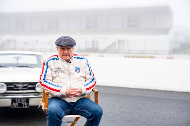 Exclusive Claude Lelouch C Lelouch and F Allain Vintage Mecanic celebrate the 60th anniversary of the filming of Un homme et une femme at the Linas Montlhéry Autodrome, December 11, 2025 If the film won the Palme dor at the Cannes Film Festival in 1966, the Oscar for Best Foreign Film in 1967 and for Best Original Screenplay, one of the films mythical elements is the Ford Mustang 145 In wanting to tell a love story like there is in life, and not like there is in cinema, in Claude Lelouchs own words, the director made cinema history with actors J L Trintignant and A Aimée With a budget of 470,000 francs and shot in black and white, the film magnifies the town of Deauville, making the Normandy seaside resort as legendary as this world-famous  Copyright: xPierrexPerusseaux xBestimagexPierrexPerusseaux xBestimagex