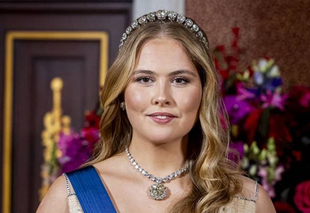 AMSTERDAM King Willem-Alexander, Queen Maxima, and Princess Amalia received President Alexander Stubb and his wife Suzanne Innes-Stubb at the Royal Palace Amsterdam for a state banquet. ANP Hollandse Hoogte Robin utrecht fotografie netherlands out - belgium out  Copyright: xx x544601564x originalFilename: 544601564.jpg