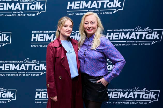 3 Peemöllers Heimat Talk Marie von den Benken , Ilka Peemöller 3 Peemöllers Heimat Talk at the DRIVE Volkswagen Group Forum in Berlin on 17 11 2025 Copyright: xEventpressxRadkex
