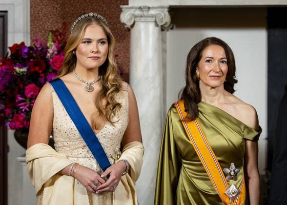 AMSTERDAM Princess Amalia poses with King Willem-Alexander, Queen Maxima, Finnish President Alexander Stubb, and his wife Suzanne Innes-Stubb for an official photo at the Royal Palace in Amsterdam on the first day of a two-day state visit to the Netherlands. ANP REMKO DE WAAL netherlands out - belgium out  Copyright: xx x544612508x originalFilename: 544612508.jpg
