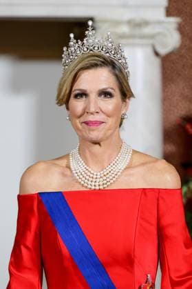 Amsterdam, The Netherlands, 2025-12-11 19:30:33 AMSTERDAM, 11-12-2025, Royal Palace Amsterdam. State visit of the President of Finland, Alexander Stubb, to the Netherlands. He is accompanied by his wife, Suzanne Innes-Stubb. The Royal Couple is hosting a state banquet at the Royal Palace Amsterdam. King Willem-Alexander and the President of Finland will deliver speeches. Princess Amalia will also be present. PHOTO: NLBeeld POOL Mischa Schoemaker Credit: NL Beeld Patrick van Emst  Copyright: xx x