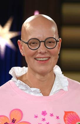 Pediatric oncologist and stand-up paddler Birgit Burkhardt as a guest on the WDR talk show Kölner Treff
