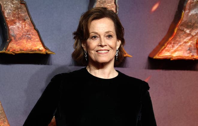 Avatar Fire And Ash UK Premiere at BFI IMAX Waterloo in London - 11 Dec 2025 Sigourney Weaver attends the Avatar Fire And Ash UK Premiere at BFI IMAX Waterloo. London United Kingdom Copyright: xFredxDuvalx xSOPAxImagesx FD_Avatar_12