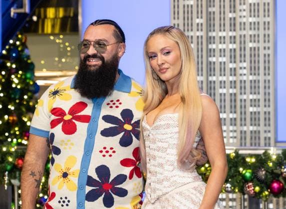 December 11, 2025, Bronx, New York, USA: Josh Martinez and GRAMMY-nominated, multi-platinum artist Zara Larsson visit Empire State Building in New York, NY on December 11, 2025 for ceremonial lighting to celebrate iHeartRadio Z100 Jingle Ball. Bronx USA - ZUMAr339 20251211_znp_r339_005 Copyright: xLevxRadinx