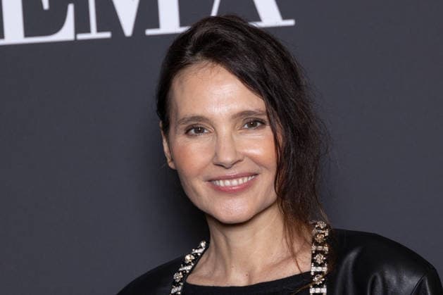 Andre Bazin - Cahiers Du Cinema Prize Virginie Ledoyen attends the Andre Bazin - Cahiers Du Cinema-Chanel Prize at La Coupole on December 11, 2025 in Paris, France. Photo by Nasser Berzane ABACAPRESS.COM Paris France  Copyright: xBerzanexNasser ABACAx