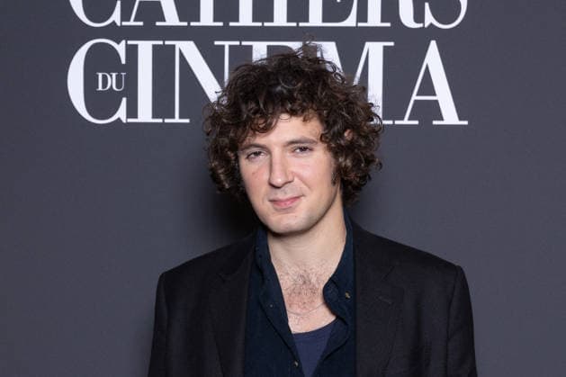 Andre Bazin - Cahiers Du Cinema Prize Vincent Lacoste attends the Andre Bazin - Cahiers Du Cinema-Chanel Prize at La Coupole on December 11, 2025 in Paris, France. Photo by Nasser Berzane ABACAPRESS.COM Paris France  Copyright: xBerzanexNasser ABACAx