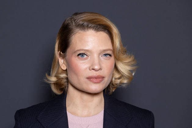 Andre Bazin - Cahiers Du Cinema Prize Mélanie Thierry attends the Andre Bazin - Cahiers Du Cinema-Chanel Prize at La Coupole on December 11, 2025 in Paris, France. Photo by Nasser Berzane ABACAPRESS.COM Paris France  Copyright: xBerzanexNasser ABACAx