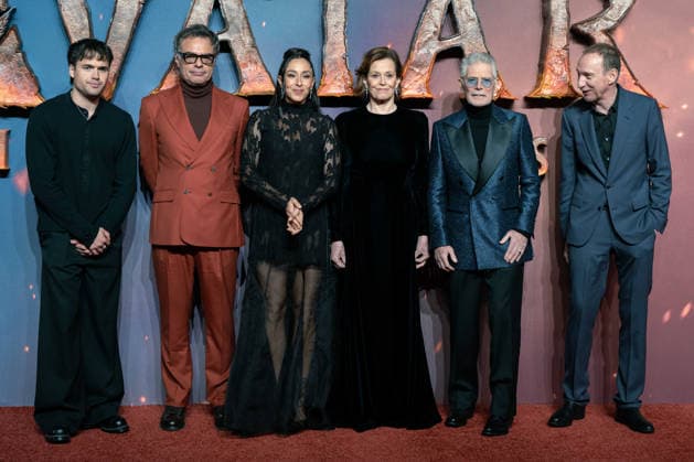 Avatar: Fire And Ash UK Premiere - Arrivals (L-R) Jamie Flatters, Jermaine Clement, Oona Chaplin, Sigourney Weaver, Stephen Lang and David Thewlis attend the Avatar: Fire And Ash UK Premiere at BFI IMAX Waterloo, Credit:Lounis Tiar Avalon United Kingdom, London, BFI Imax Waterloo  Copyright: xLounisxTiarx xAvalonx 1058554217