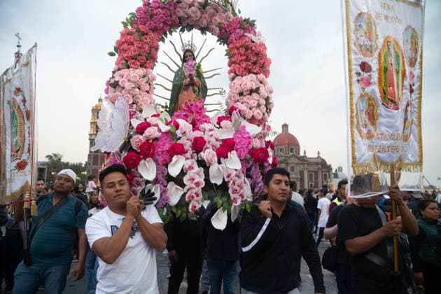 Devotees of the Virgin of Guadalupe arrive at the Basilica of Santa Maria Guadalupe to visit her temple during the Virgin of Guadalupe s day. on December 11, 2025 in Mexico City, Mexico. Mexico City Mexico - ZUMAe321 20251211_zia_e321_042 Copyright: xMarcoxGonzalezx