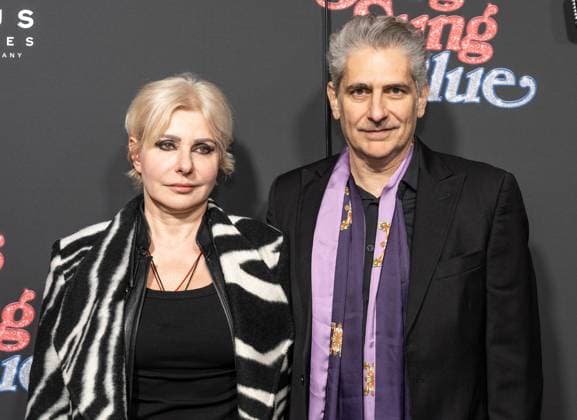 December 11, 2025, Bronx, New York, USA: Victoria Imperioli and Michael Imperioli attend premiere of Song Sung Blue by FocusFeatures at AMC Lincoln Square in New York, NY on December 11, 2025 Bronx USA - ZUMAr339 20251211_znp_r339_127 Copyright: xLevxRadinx