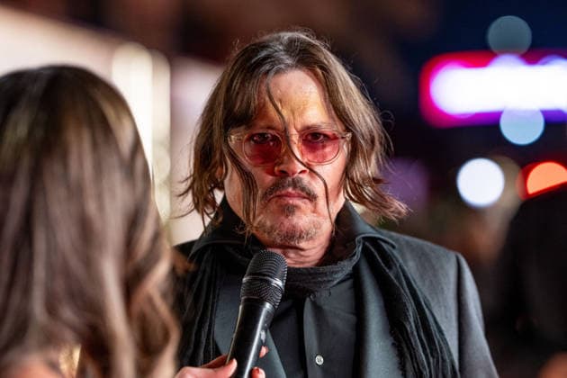 Johnny Depp and Celebs Attend Closing of Red Sea Film Festival - Jeddah Johnny Depp arrives to attend the closing ceremony of the 5th edition of the Red Sea Film Festival in Jeddah, Saudi Arabia, on December 11th, 2025. Photo by Balkis Press ABACAPRESS.COM Jeddah Saudi Arabia  Copyright: xBalkisxPress ABACAx
