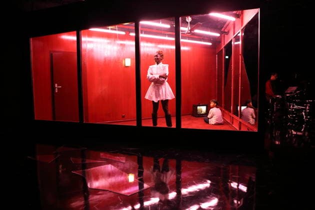 Ruby Commey, Said Schindler and Andrea Belfi, from left, during the photo rehearsal for The Legend of Paul and Paula at the Maxim Gorki Theater in Berlin, Studio, 11 December 2025 Based on the film narration by Ulrich Plenzdorf for the DEFA film of the same name Directed by Murat Dikenci Stage and costumes by Marilena Büld Premiere is on 13 Dece