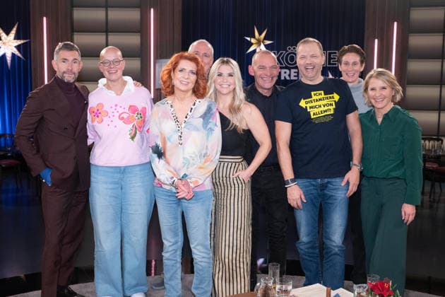 From left Micky BEISENHERZ, presenter, Dr. Birgit BURCKHARDT, doctor, Monica LIERHAUS, presenter, behind her Thomas FLOETH, Beatrice EGLI, singer, Albi ROEBKE, pastor, Mario BARTH, comedian, Ann Katrin BERGER, soccer player, goalkeeper, goalie, Susan LINK, presenter, guest in the program ,,Koelner Treff,, on WDR television, 11 12 2025