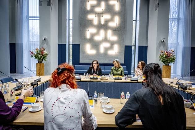 RIJSWIJK - Queen Maxima and Mrs. Innes-Stubb and a welcome by Mrs. Huri Sahin, Mayor of the Municipality of Rijswijk, for a conversation with relatives of victims of femicide and experts with experience of domestic violence. ANP HOLLANDSE HOOGTE ROBIN UTRECHT netherlands out - belgium out  Copyright: xx x544650014x originalFilename: 544650014.jpg
