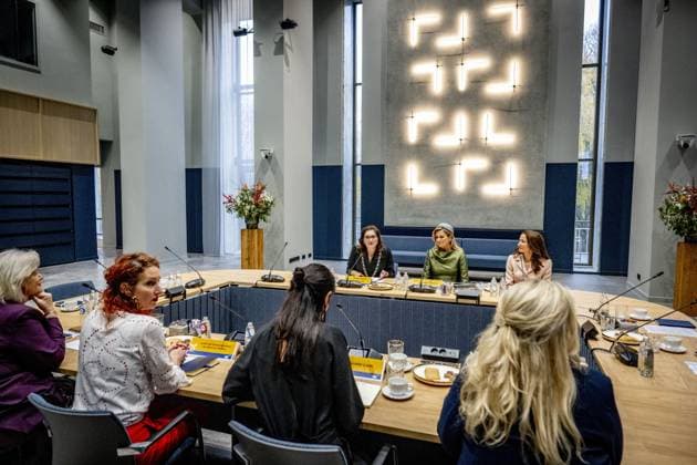 RIJSWIJK - Queen Maxima and Mrs. Innes-Stubb and a welcome by Mrs. Huri Sahin, Mayor of the Municipality of Rijswijk, for a conversation with relatives of victims of femicide and experts with experience of domestic violence. ANP HOLLANDSE HOOGTE ROBIN UTRECHT netherlands out - belgium out  Copyright: xx x544650047x originalFilename: 544650047.jpg