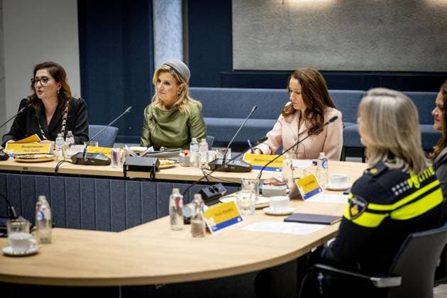 RIJSWIJK - Queen Maxima and Mrs. Innes-Stubb and a welcome by Mrs. Huri Sahin, Mayor of the Municipality of Rijswijk, for a conversation with relatives of victims of femicide and experts with experience of domestic violence. ANP HOLLANDSE HOOGTE ROBIN UTRECHT netherlands out - belgium out  Copyright: xx x544652067x originalFilename: 544652067.jpg