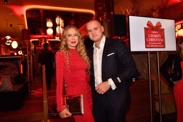 Jenny Elvers and her son Paul Jolig at Cathy s Charity Christmas Event at the Living Hotel Das Viktualienmarkt on 11 12 2025 in Munich Cathy Hummels Charity Christmas Event in Munich