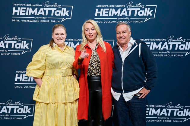 4 Peemöllers Heimat Talk Gisa Flake, Ilka Peemöller, Nico Hofmann 4 Peemöllers Heimat Talk at the DRIVE Volkswagen Group Forum in Berlin on 11 12 2025 Copyright: xEventpressxRadkex