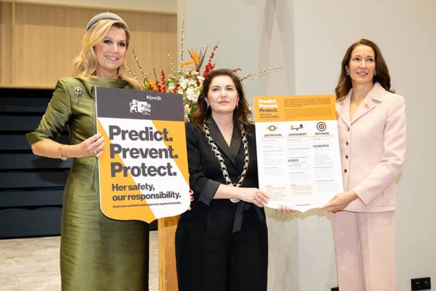 12-12-2025 Rijswijk Queen Maxima and Suzanne Innes-Stubb visited the Huis van de Stad (City Hall), with the focus on domestic violence against women and femicide, in Rijswijk on the 2nd day of the 2 day statevisit to the Netherlands. Â  Copyright: xPPEx