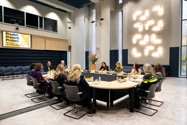 12-12-2025 Rijswijk Queen Maxima and Suzanne Innes-Stubb visited the Huis van de Stad (City Hall), with the focus on domestic violence against women and femicide, in Rijswijk on the 2nd day of the 2 day statevisit to the Netherlands. Â  Copyright: xPPEx