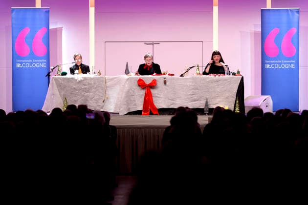 The actresses Anna Thalbach, Katharina Thalbach and Nellie Thalbach at the Lit Cologne special event Christmas with the Thalbach family at the Flora Cologne, 12 12 2025 NRW Germany Copyright: xChristophxHardtx