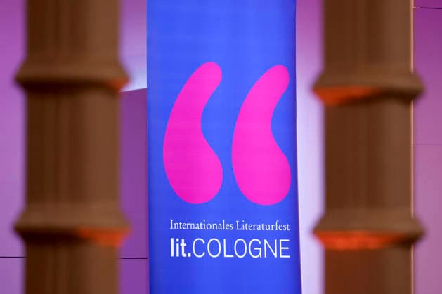 The Lit Cologne 2025 logo on display at the Lit Cologne special event Christmas with the Thalbach family at Flora Symbolic image, theme image Cologne, 12 12 2025 NRW Germany Copyright: xChristophxHardtx