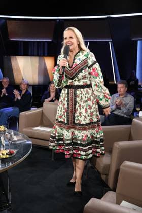 Barbara Schöneberger hosts the NDR Talk Show on 12 12 2025, photo session before the live broadcast on the 3 program of NDR television in the Hamburg Lokstedt television studio