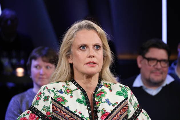 Barbara Schöneberger hosts the NDR Talk Show on 12 12 2025, photo session before the live broadcast on the 3 program of NDR television in the Hamburg Lokstedt television studio