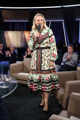 Barbara Schöneberger hosts the NDR Talk Show on 12 12 2025, photo session before the live broadcast on the 3 program of NDR television in the Hamburg Lokstedt television studio
