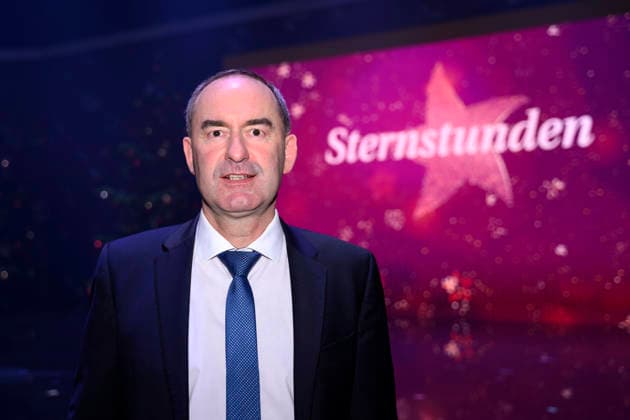Bavarias Minister of Economic Affairs Hubert Aiwanger Freie Wähler at the Sternstunden Gala 2025 in the Frankenhalle in Nuremberg Nuremberg, 12 12 2025 Bavaria Germany Copyright: xDwixAnoraganingrumx