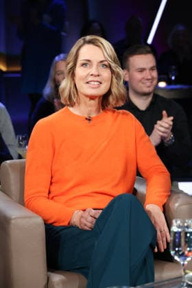 Jessy Wellmer, journalist and presenter, guest on the NDR Talk Show on 12 12 2025, photo session before the live broadcast on the 3 program of NDR television in the Hamburg Lokstedt television studio