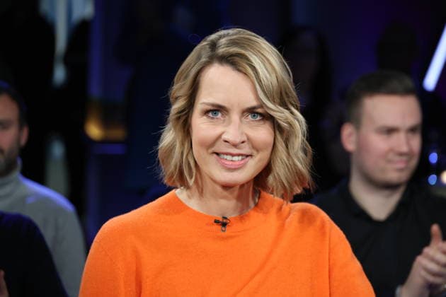 Jessy Wellmer, journalist and presenter, guest on the NDR Talk Show on 12 12 2025, photo session before the live broadcast on the 3 program of NDR television in the Hamburg Lokstedt television studio