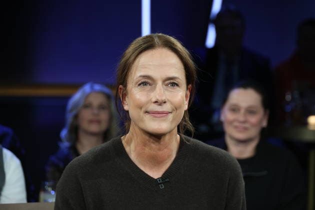 Claudia Michelsen, actress, guest on the NDR Talk Show on 12 12 2025, photo session before the live broadcast on the 3 program of NDR television in the Hamburg Lokstedt television studio
