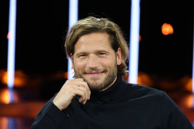 Sebastian Ströbel, actor, guest on the NDR Talk Show on 12 12 2025, photo session before the live broadcast on the 3 program of NDR television in the Hamburg Lokstedt television studio