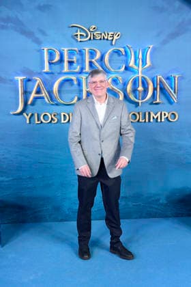 ˜Percy Jackson and the Olympians™ Madrid Premiere Rick Riordan attends ˜Percy Jackson and the Olympians™ Premiere during a Fan Event at Calderon Theatre on December 13, 2025 in Madrid, Spain Madrid Calderon Theatre Madrid Spain  Copyright: x JACKxGx
