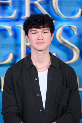 ˜Percy Jackson and the Olympians™ Madrid Premiere Charlie Bushnell attends ˜Percy Jackson and the Olympians™ Premiere during a Fan Event at Calderon Theatre on December 13, 2025 in Madrid, Spain Madrid Calderon Theatre Madrid Spain  Copyright: x JACKxGx