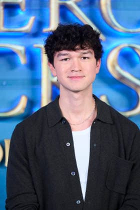 ˜Percy Jackson and the Olympians™ Madrid Premiere Charlie Bushnell attends ˜Percy Jackson and the Olympians™ Premiere during a Fan Event at Calderon Theatre on December 13, 2025 in Madrid, Spain Madrid Calderon Theatre Madrid Spain  Copyright: x JACKxGx