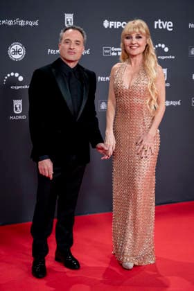 Red carpet of the 31st edition of the José María Forqué Awards Actor and screenwriter Daniel Guzmán and actress Cayetana Guillén Cuervo, pose on the red carpet of the 31st edition of the José María Forqué Awards, at the IFEMA Municipal Palace, on December 13, 2025, in Madrid Spain The José María Forqué Film Awards, known as Premios Forqué, were created in 1996 by the Entidad de Gestión de Derechos de los Productores Audiovisuales Egeda to honor the memory of José María Forqué, a leading figure in Spanish filmmaking and the first president of Egeda EGEDA created the award with the aim of disseminating the importance of the Spanish audiovisual industry and promoting the figure of the film producer 13 DECEMBER 2025 Madrid Madrid Espana  Copyright: xAlbertoxOrtegax 7168071