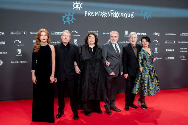 Red carpet of the 31st edition of the José María Forqué Awards Directors Fernando Guillen Cuervo 3d and Gaizka Urresti 2d pose on the red carpet of the 31st edition of the José María Forqué Awards, at the IFEMA Municipal Palace, on December 13, 2025, in Madrid Spain The José María Forqué Film Awards, known as Premios Forqué, were created in 1996 by the Entidad de Gestión de Derechos de los Productores Audiovisuales Egeda to honor the memory of José María Forqué, a leading figure in Spanish filmmaking and the first president of Egeda EGEDA created the award with the aim of disseminating the importance of the Spanish audiovisual industry and promoting the figure of the film producer 13 DECEMBER 2025 FORQUÉ PREMIOS ALFOMBRA ROJA PHOTOCALL MAD  Copyright: xAlbertoxOrtegax 7168084