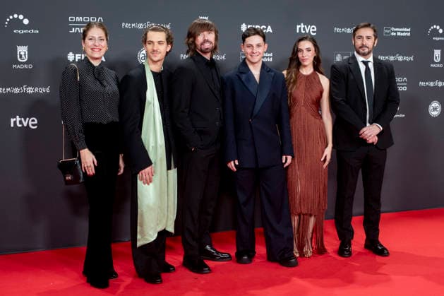 Red carpet of the 31st edition of the José María Forqué Awards The crew of the film Enemigos poses on the red carpet of the 31st edition of the José María Forqué Awards, at the IFEMA Municipal Palace, on December 13, 2025, in Madrid Spain The José María Forqué Film Awards, known as Premios Forqué, were created in 1996 by the Entidad de Gestión de Derechos de los Productores Audiovisuales Egeda to honor the memory of José María Forqué, a leading figure in Spanish filmmaking and the first president of Egeda EGEDA created the award with the aim of disseminating the importance of the Spanish audiovisual industry and promoting the figure of the film producer 13 DECEMBER 2025 Madrid Madrid Espana  Copyright: xAlbertoxOrtegax 7168128