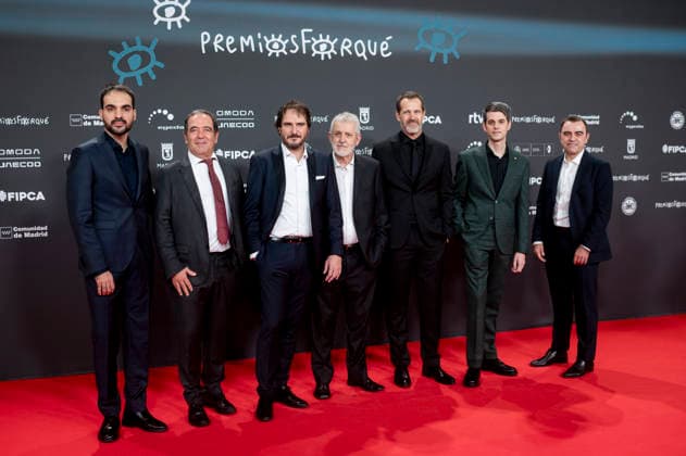 Red carpet of the 31st edition of the José María Forqué Awards The crew of the film Más palomas poses on the red carpet of the 31st edition of the José María Forqué Awards, at the IFEMA Municipal Palace, on December 13, 2025, in Madrid Spain The José María Forqué Film Awards, known as Premios Forqué, were created in 1996 by the Entidad de Gestión de Derechos de los Productores Audiovisuales Egeda to honor the memory of José María Forqué, a leading figure in Spanish filmmaking and the first president of Egeda EGEDA created the award with the aim of disseminating the importance of the Spanish audiovisual industry and promoting the figure of the film producer 13 DECEMBER 2025 Madrid Madrid Espana  Copyright: xAlbertoxOrtegax 7168227
