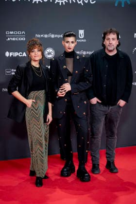 Red carpet of the 31st edition of the José María Forqué Awards Actress Alba Flores c poses with the crew of the documentary Flores para Antonio pose on the red carpet of the 31st edition of the José María Forqué Awards, at the IFEMA Municipal Palace, on December 13, 2025, in Madrid Spain The José María Forqué Film Awards, known as the Forqué Awards, were created in 1996 by the Entidad de Gestión de Derechos de los Productores Audiovisuales Egeda to honor the memory of José María Forqué, a leading figure in Spanish filmmaking and the first president of Egeda EGEDA created the award with the aim of disseminating the importance of the Spanish audiovisual industry and promoting the figure of the film producer 13 DECEMBER 2025 FORQUÉ PREMIOS AL  Copyright: xAlbertoxOrtegax 7168241