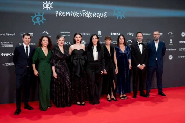 Red carpet of the 31st edition of the José María Forqué Awards The crew of the film Los Domingos pose on the red carpet of the 31st edition of the José María Forqué Awards, at the IFEMA Municipal Palace, on December 13, 2025, in Madrid Spain The José María Forqué Film Awards, known as Premios Forqué, were created in 1996 by the Entidad de Gestión de Derechos de los Productores Audiovisuales Egeda to honor the memory of José María Forqué, a leading figure in Spanish filmmaking and the first president of Egeda EGEDA created the award with the aim of disseminating the importance of the Spanish audiovisual industry and promoting the figure of the film producer 13 DECEMBER 2025 Madrid Madrid Espana  Copyright: xAlbertoxOrtegax 7168265