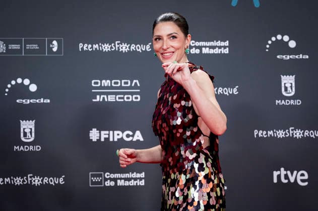 Red carpet of the 31st edition of the José María Forqué Awards Actress Bárbara Lennie poses on the red carpet of the 31st edition of the José María Forqué Awards, at the IFEMA Municipal Palace, on December 13, 2025, in Madrid Spain The José María Forqué Film Awards, known as Premios Forqué, were created in 1996 by the Entidad de Gestión de Derechos de los Productores Audiovisuales Egeda to honor the memory of José María Forqué, a leading figure in Spanish filmmaking and the first president of Egeda EGEDA created the award with the aim of disseminating the importance of the Spanish audiovisual industry and promoting the figure of the film producer 13 DECEMBER 2025 FORQUÉ PREMIOS ALFOMBRA ROJA PHOTOCALL MADRID IFEMA Madrid Madrid Madrid Espa  Copyright: xAlbertoxOrtegax 7168348