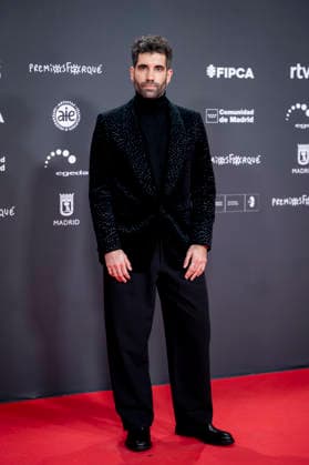 Red carpet of the 31st edition of the José María Forqué Awards Actor Tamar Novas poses on the red carpet of the 31st edition of the José María Forqué Awards, at the IFEMA Municipal Palace, on December 13, 2025, in Madrid Spain The José María Forqué Film Awards, known as Premios Forqué, were created in 1996 by the Entidad de Gestión de Derechos de los Productores Audiovisuales Egeda to honor the memory of José María Forqué, a leading figure in Spanish filmmaking and the first president of Egeda EGEDA created the award with the aim of disseminating the importance of the Spanish audiovisual industry and promoting the figure of the film producer 13 DECEMBER 2025 FORQUÉ PREMIOS ALFOMBRA ROJA PHOTOCALL MADRID IFEMA Madrid Madrid Madrid Espana  Copyright: xAlbertoxOrtegax 7168363
