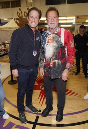 44th Annual Miracle on 1st Street Christmas Toy Giveaway at Hollenbeck Youth Center Featuring: District Attorney Nathan Hochman, Arnold Schwarzenegger Where: Los Angeles, California, United States When: 13 Dec 2025 Credit: Faye s Vision Cover Images EDITORIAL USE ONLY. NOT FOR USE BY NEWSPAPERS BASED IN THE UK. Copyright: xx coverimg55336715