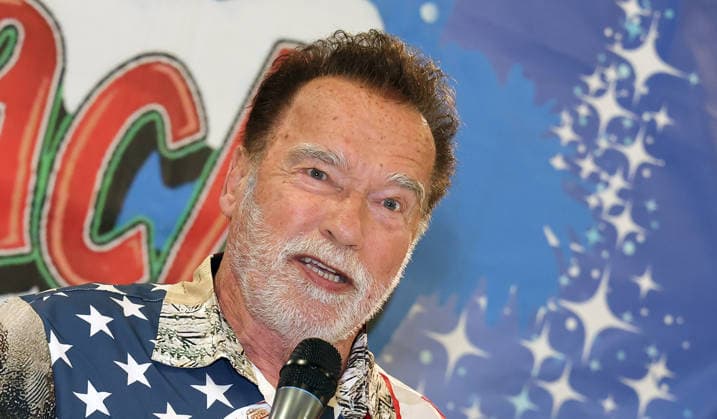 44th Annual Miracle on 1st Street Christmas Toy Giveaway at Hollenbeck Youth Center Featuring: Arnold Schwarzenegger Where: Los Angeles, California, United States When: 13 Dec 2025 Credit: Faye s Vision Cover Images EDITORIAL USE ONLY. NOT FOR USE BY NEWSPAPERS BASED IN THE UK. Copyright: xx coverimg55336718