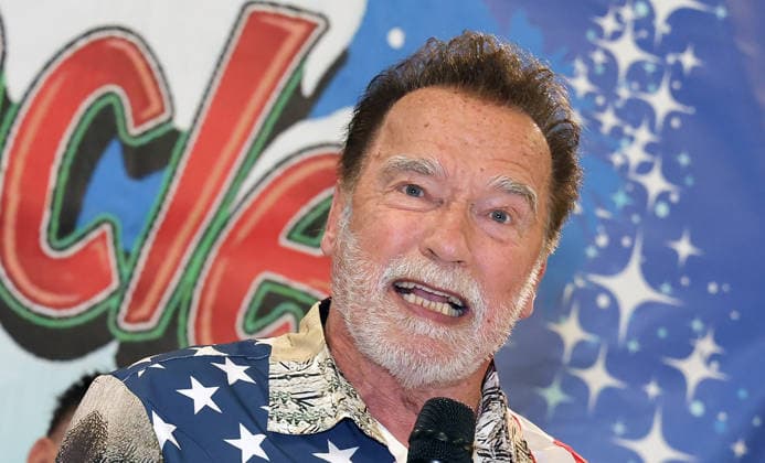 44th Annual Miracle on 1st Street Christmas Toy Giveaway at Hollenbeck Youth Center Featuring: Arnold Schwarzenegger Where: Los Angeles, California, United States When: 13 Dec 2025 Credit: Faye s Vision Cover Images EDITORIAL USE ONLY. NOT FOR USE BY NEWSPAPERS BASED IN THE UK. Copyright: xx coverimg55336724